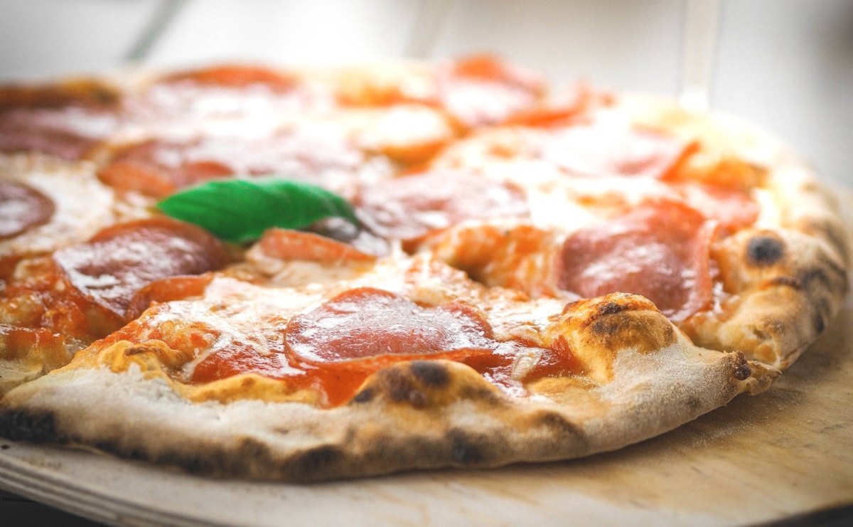 Poznaj różne rodzaje pizzy w kuchni włoskiej - Serwis informacyjny z Raciborza - naszraciborz.pl