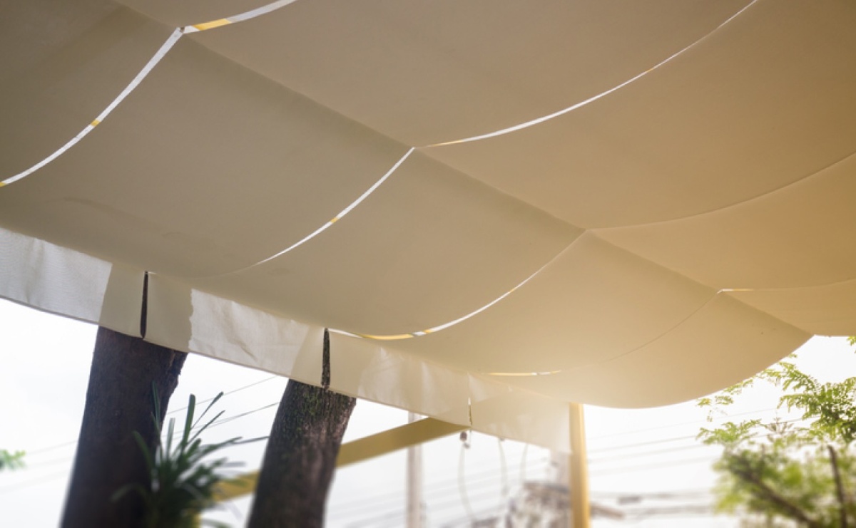 Rolety poziome na taras – skuteczna ochrona przed słońcem - Serwis informacyjny z Raciborza - naszraciborz.pl