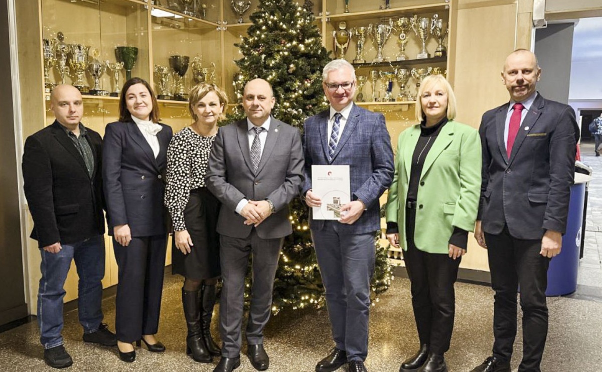 Pielęgniarki z Raciborza w Rybniku. Współpraca Akademii Nauk Stosowanych w Raciborzu z Wojewódzkim Szpitalem Specjalistycznym Nr 3 - Serwis informacyjny z Raciborza - naszraciborz.pl