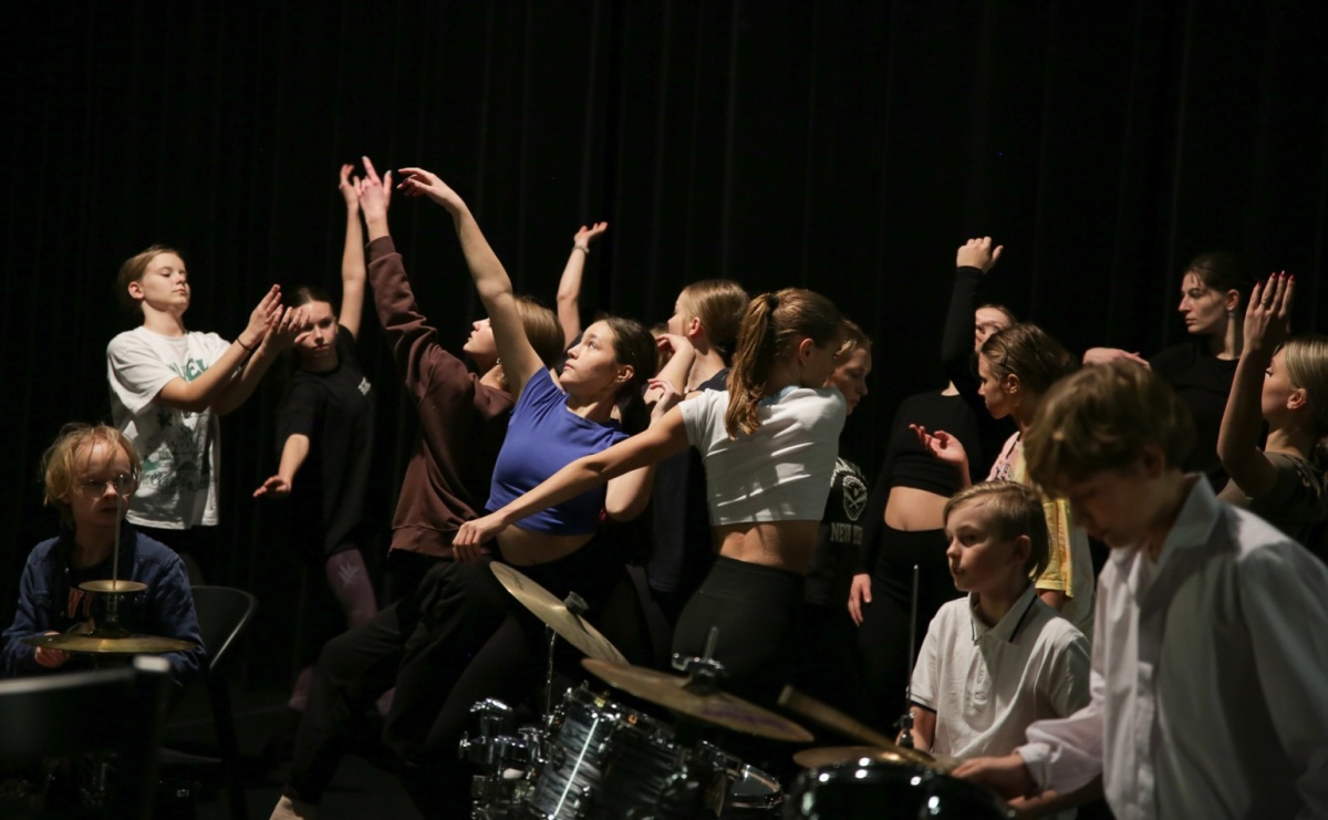 Awangardowa Edukacja Kulturalna B. Schaeffera w RCK [FOTO i WIDEO] - Serwis informacyjny z Raciborza - naszraciborz.pl