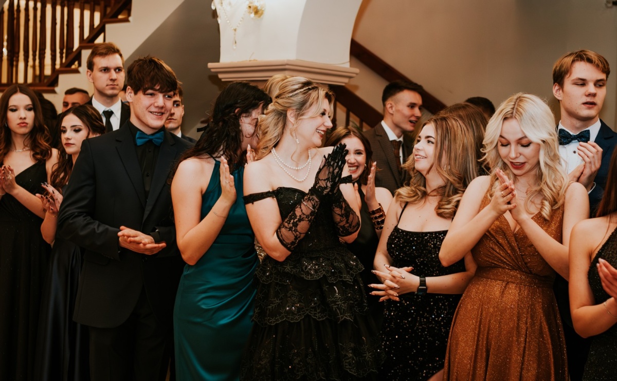 Bal studniówkowy raciborskiego Mickiewicza na bis! - Serwis informacyjny z Raciborza - naszraciborz.pl