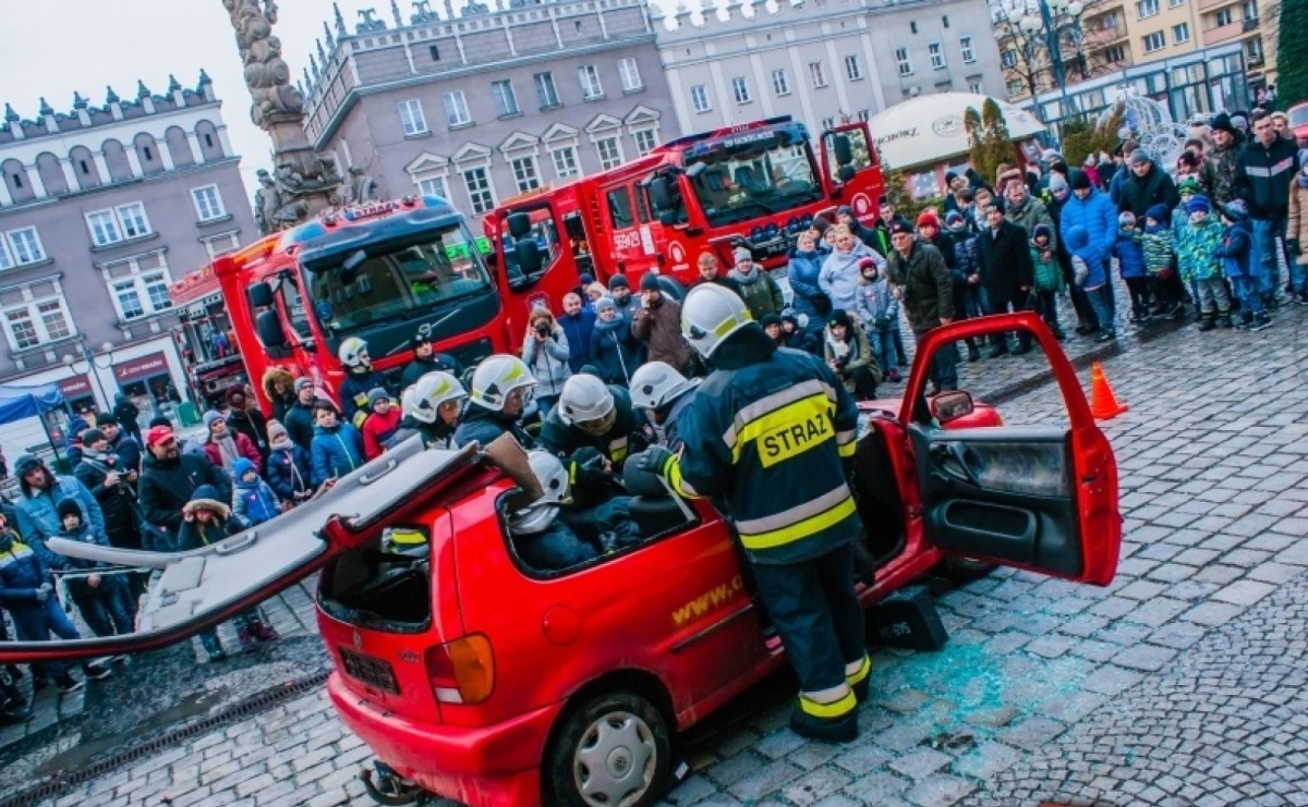 Służby podległe MSWiA grają z Wielką Orkiestrą Świątecznej Pomocy! - Serwis informacyjny z Raciborza - naszraciborz.pl