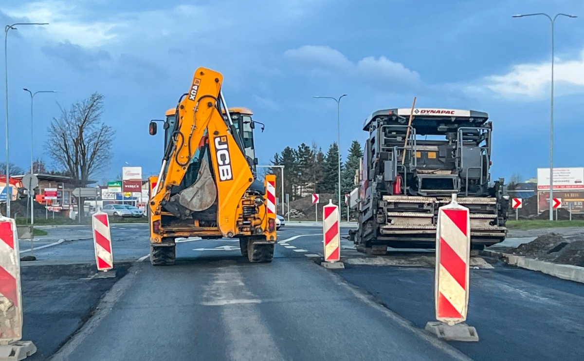 Uwaga kierowcy! Na Rybnicką wraca tymczasowa organizacja ruchu - Serwis informacyjny z Raciborza - naszraciborz.pl