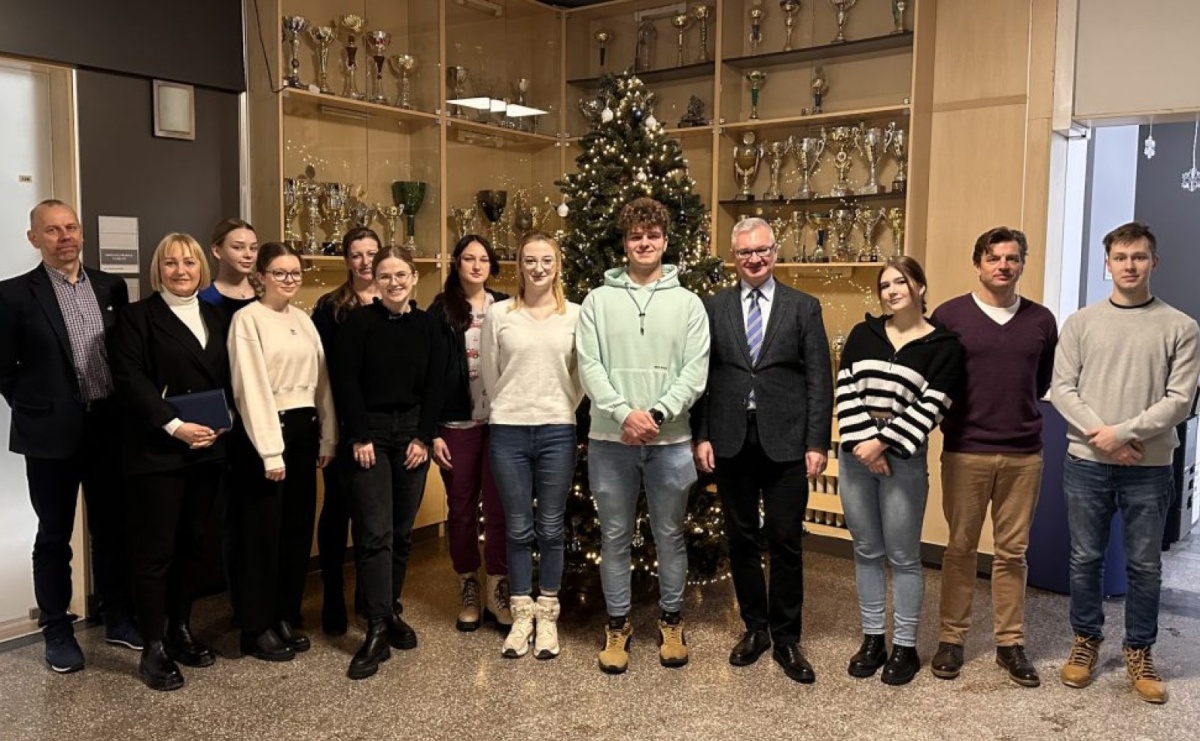 Nowa Rada Uczelniana Samorządu Studenckiego spotkała się z władzami ANS - Serwis informacyjny z Raciborza - naszraciborz.pl