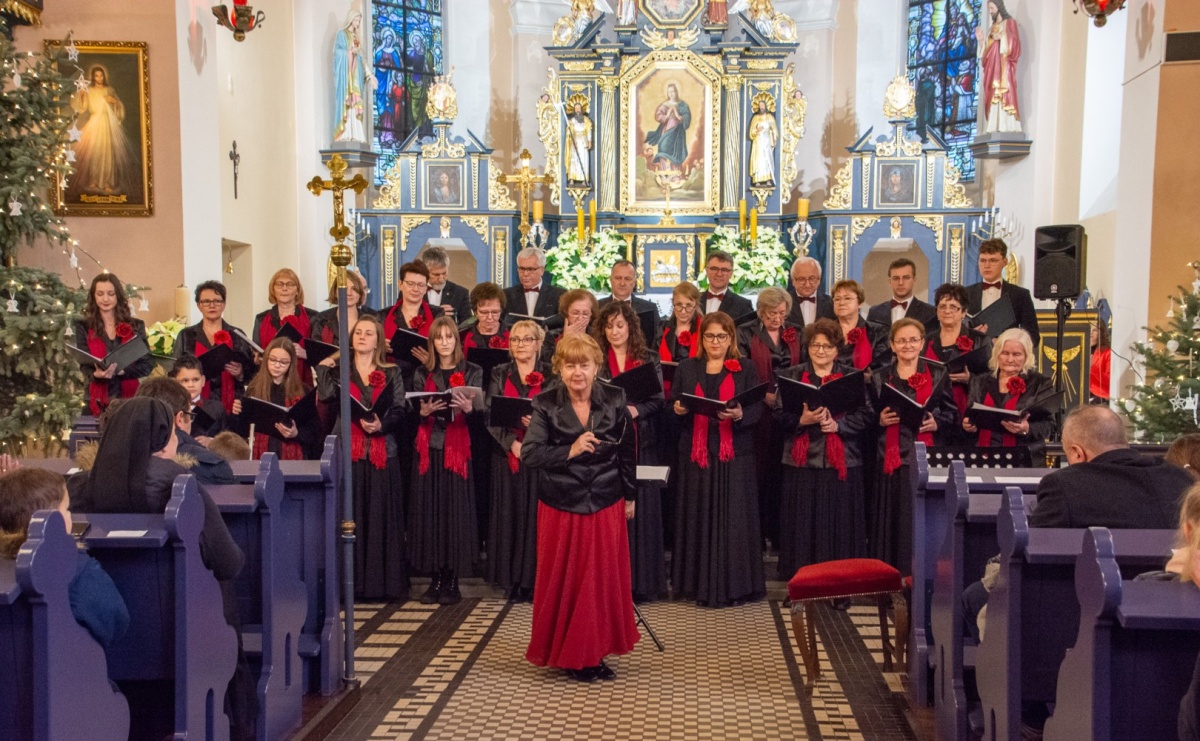 Brzeskie kolędowanie przy żłóbku [FOTO i WIDEO] - Serwis informacyjny z Raciborza - naszraciborz.pl