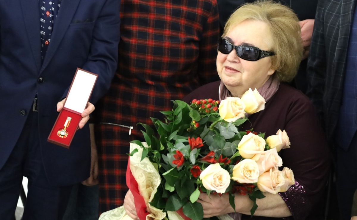 Grażyna Drobek-Bukowska z medalem Zasłużony dla Kultury Polskiej - Serwis informacyjny z Raciborza - naszraciborz.pl