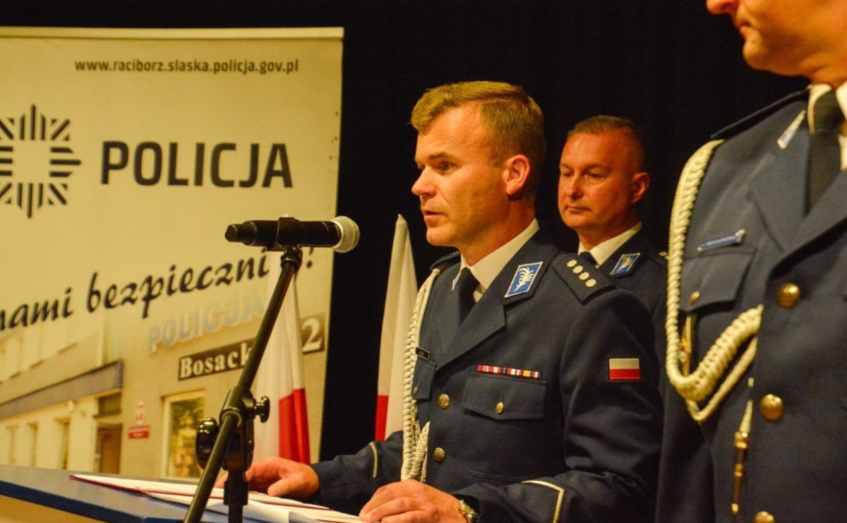 Historyczny sukces raciborskiej policji i nowy radiowóz - Serwis informacyjny z Raciborza - naszraciborz.pl