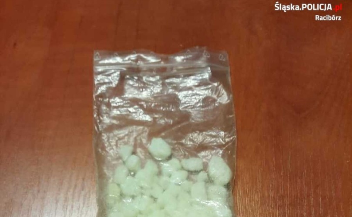 Nerwowe zachowanie wzbudziło podejrzenia kryminalnych - Serwis informacyjny z Raciborza - naszraciborz.pl