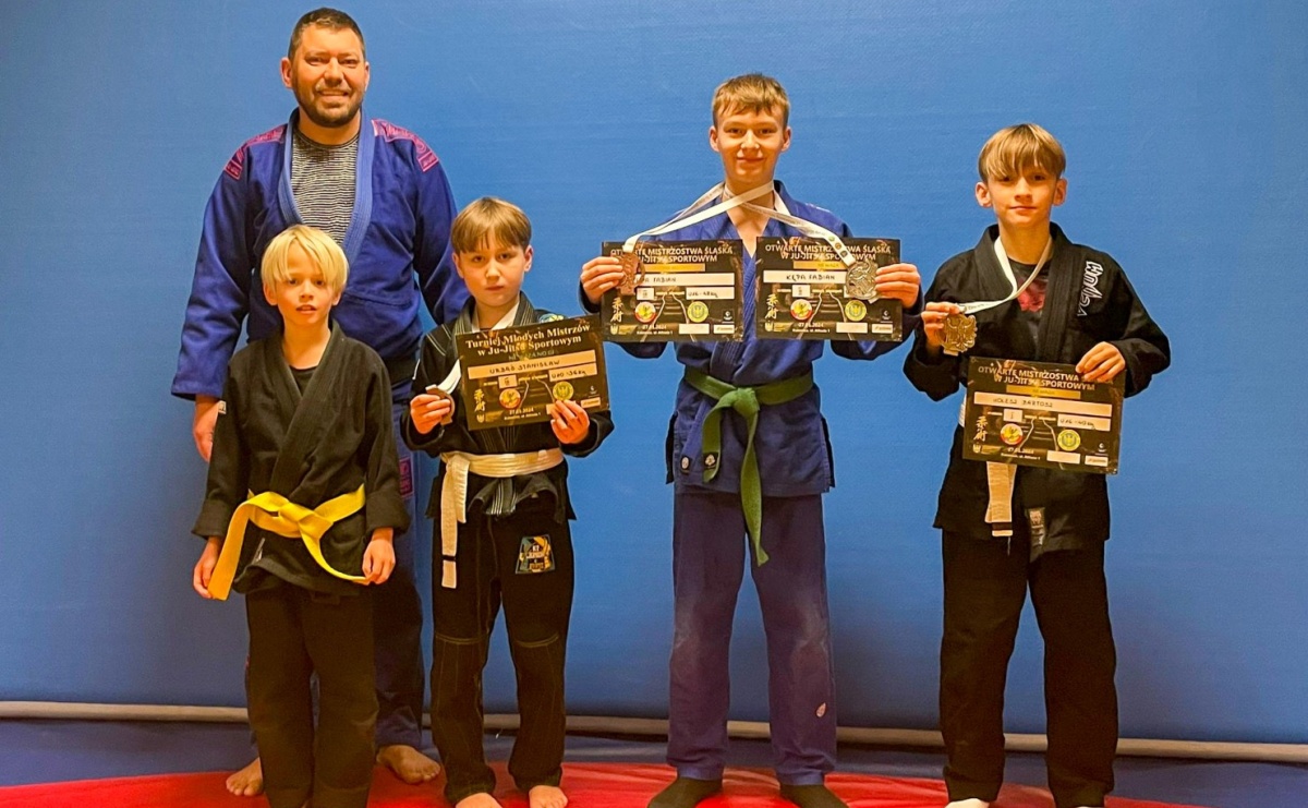 Raciborzanie z medalami na Otwartych Mistrzostwach Śląska w Ju Jitsu - Serwis informacyjny z Raciborza - naszraciborz.pl