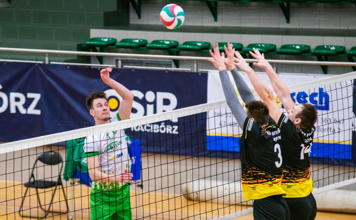 Talent Cieszyn za silny dla siatkarzy z Raciborza [FOTO i WIDEO] - Serwis informacyjny z Raciborza - naszraciborz.pl