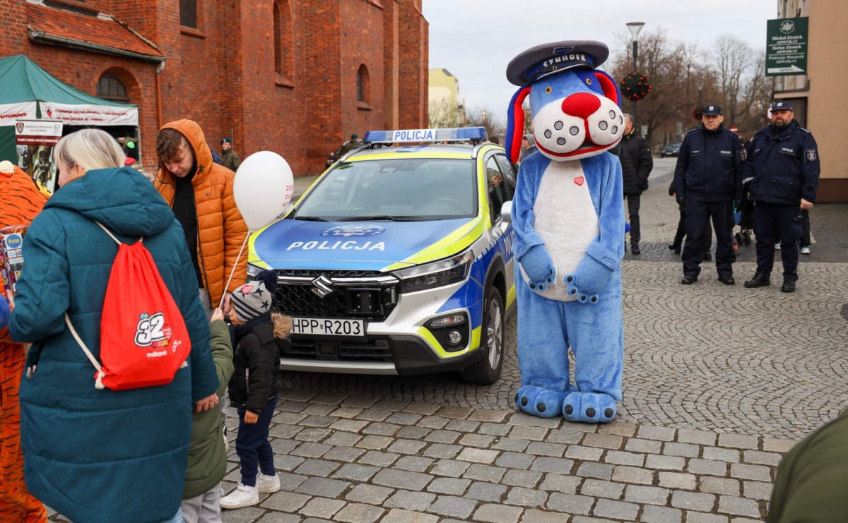 Bezpieczne szaleństwo. Wspólna akcja służb na Rynku - Serwis informacyjny z Raciborza - naszraciborz.pl