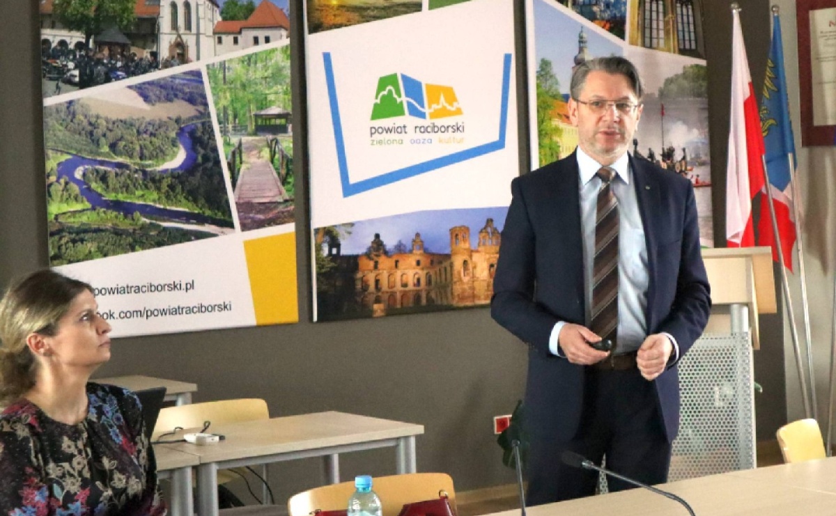 Obradowała Powiatowa Rada Rynku Pracy - Serwis informacyjny z Raciborza - naszraciborz.pl