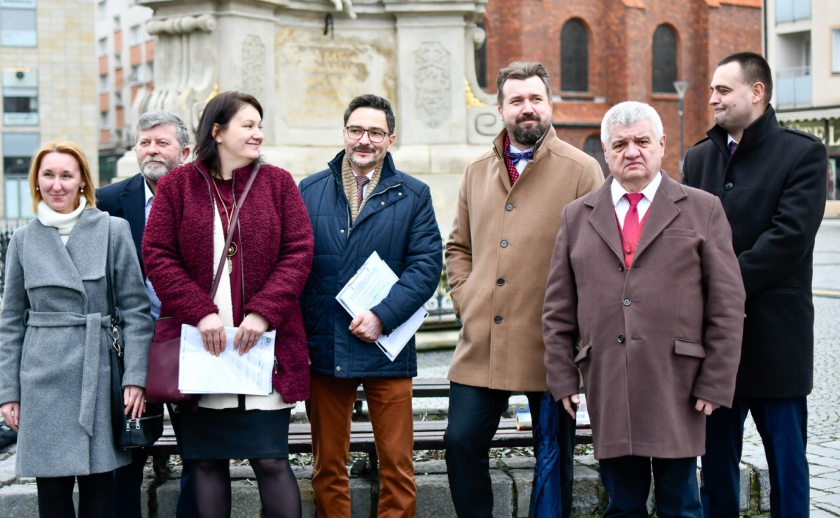 Oblicza - Zjednoczeni dla Raciborza idą do wyborów samorządowych - Serwis informacyjny z Raciborza - naszraciborz.pl