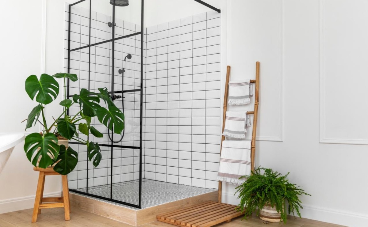 Kabiny prysznicowe- jakie modele wybrać? Praktyczny przewodnik od Hydrosan - Serwis informacyjny z Raciborza - naszraciborz.pl