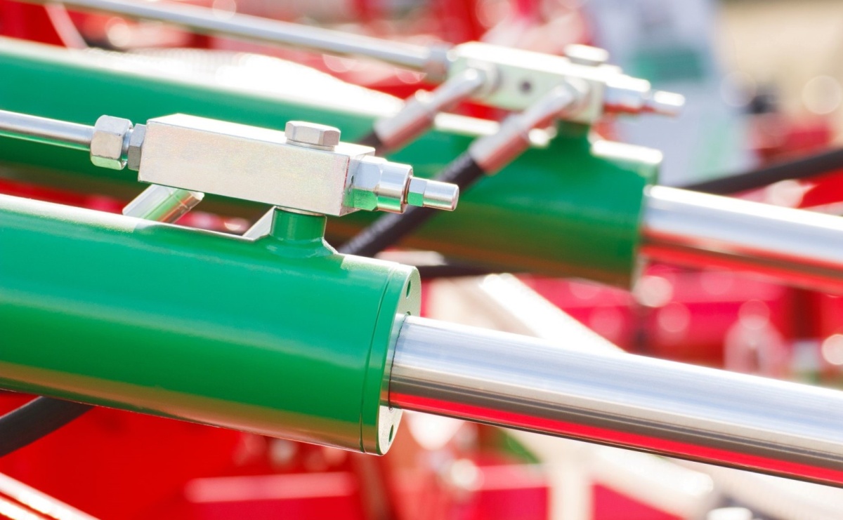 Siłowniki hydrauliczne — budowa i zastosowanie - Serwis informacyjny z Raciborza - naszraciborz.pl