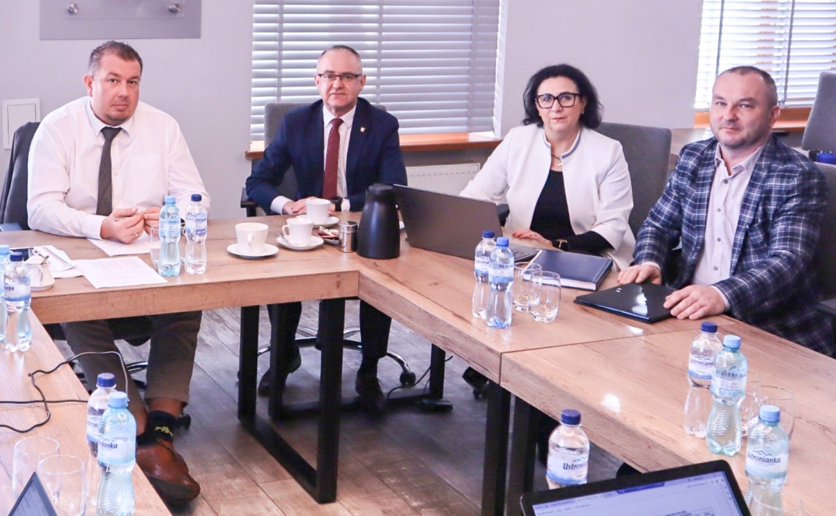 Raciborski PKS wdraża system dynamicznej informacji pasażerskiej - Serwis informacyjny z Raciborza - naszraciborz.pl