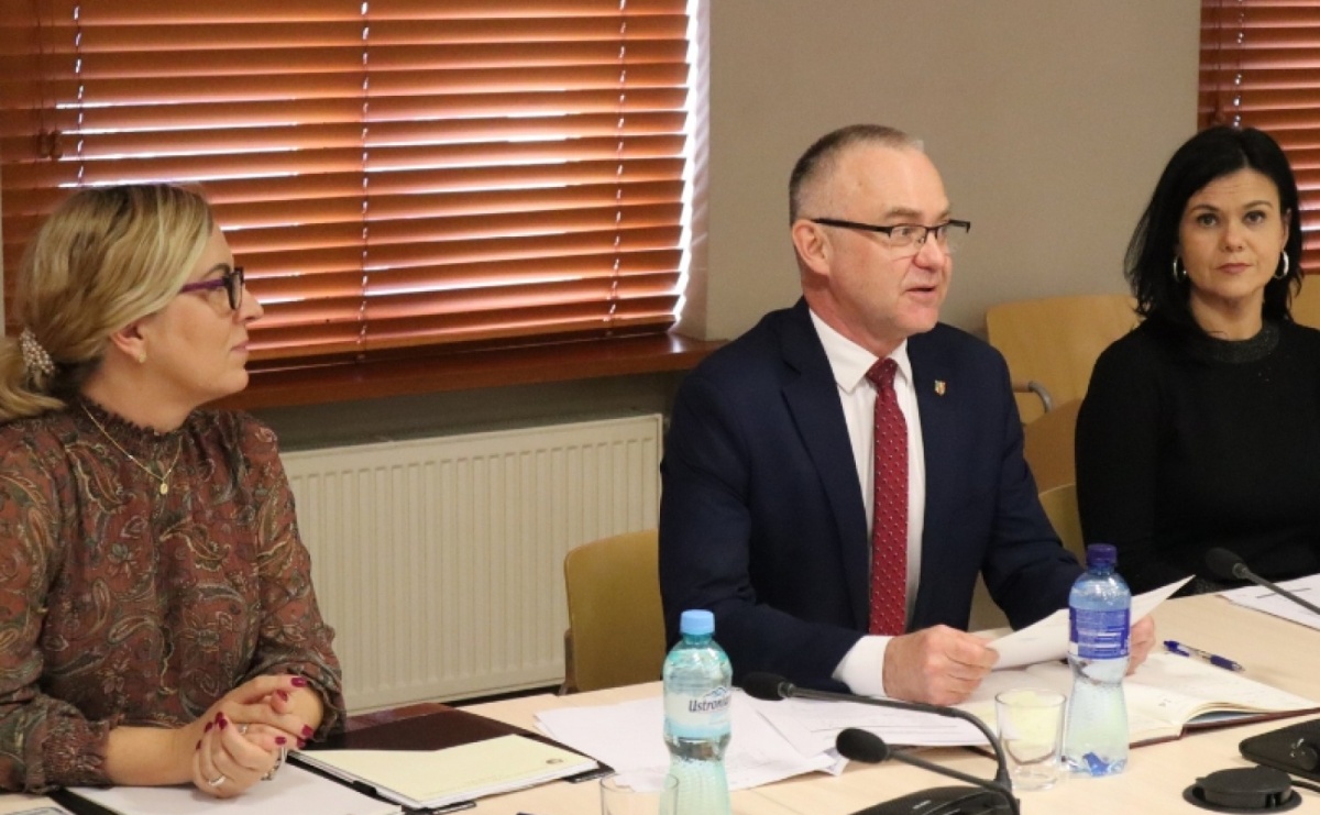 Raciborski zespół ds. kierunków kształcenia dyskutował o pustym roczniku - Serwis informacyjny z Raciborza - naszraciborz.pl