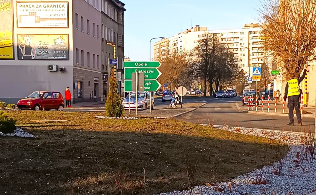 8-latek potrącony na przejściu dla pieszych - Serwis informacyjny z Raciborza - naszraciborz.pl