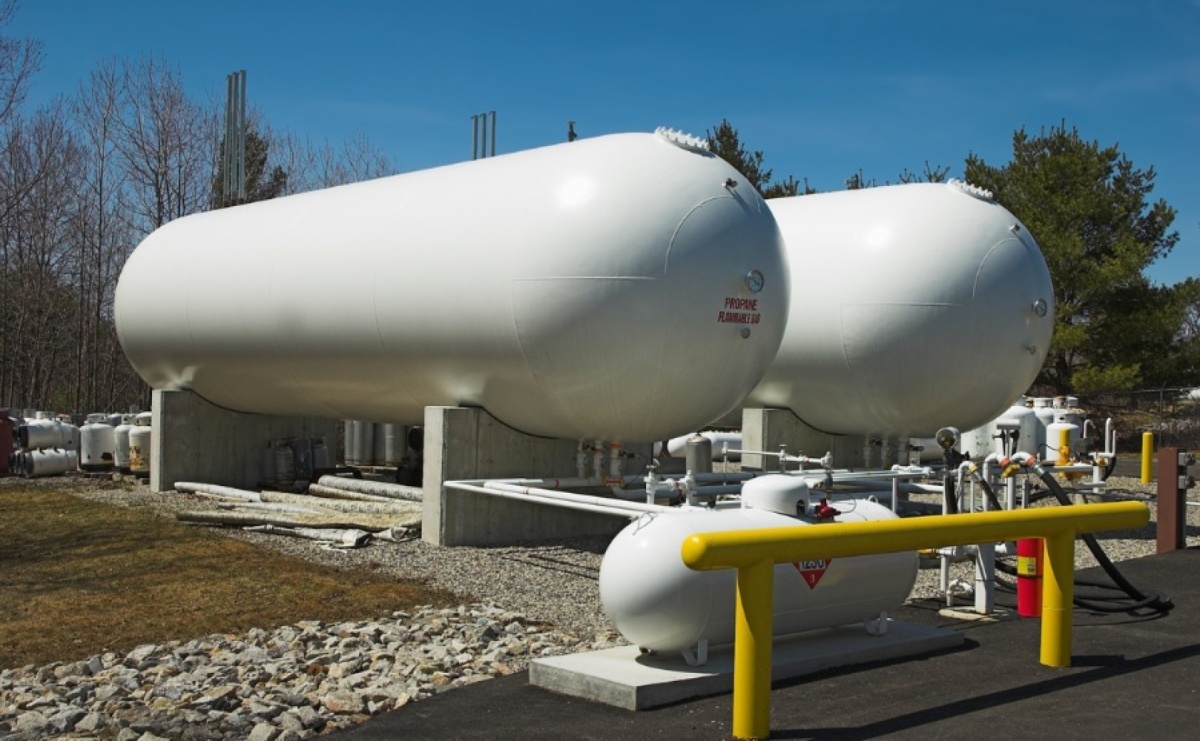 Zwiększenie efektywności tankowania na stacjach paliw dzięki zbiornikom na AdBlue - Serwis informacyjny z Raciborza - naszraciborz.pl