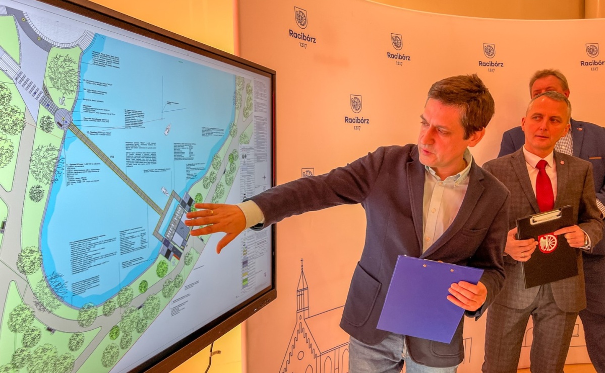 Molo i gra świateł. Tak naczelnik miejskich inwestycji widzi park Miasta Roth po rewitalizacji [WIZUALIZACJE i WIDEO] - Serwis informacyjny z Raciborza - naszraciborz.pl