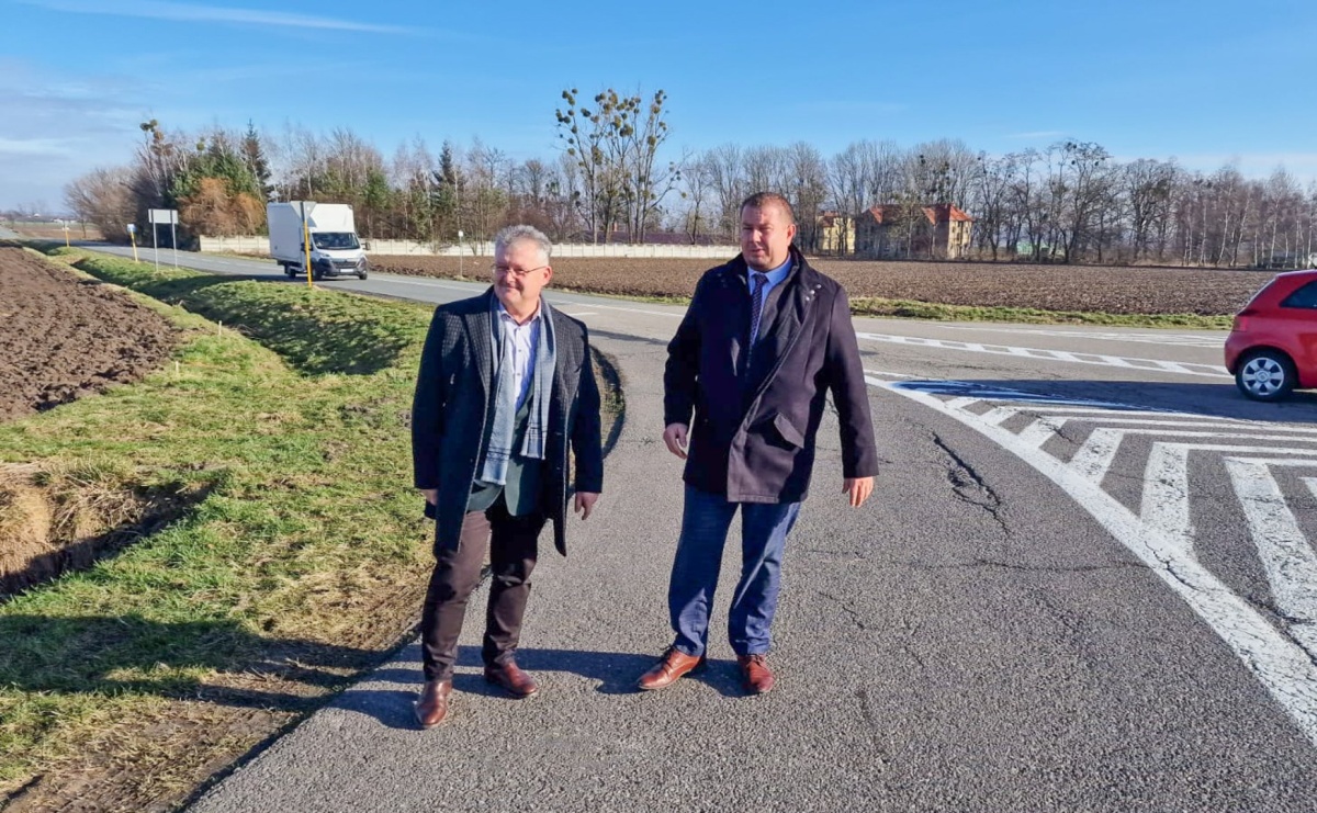 Jedno z najgroźniejszych skrzyżowań w powiecie zostanie doświetlone - Serwis informacyjny z Raciborza - naszraciborz.pl