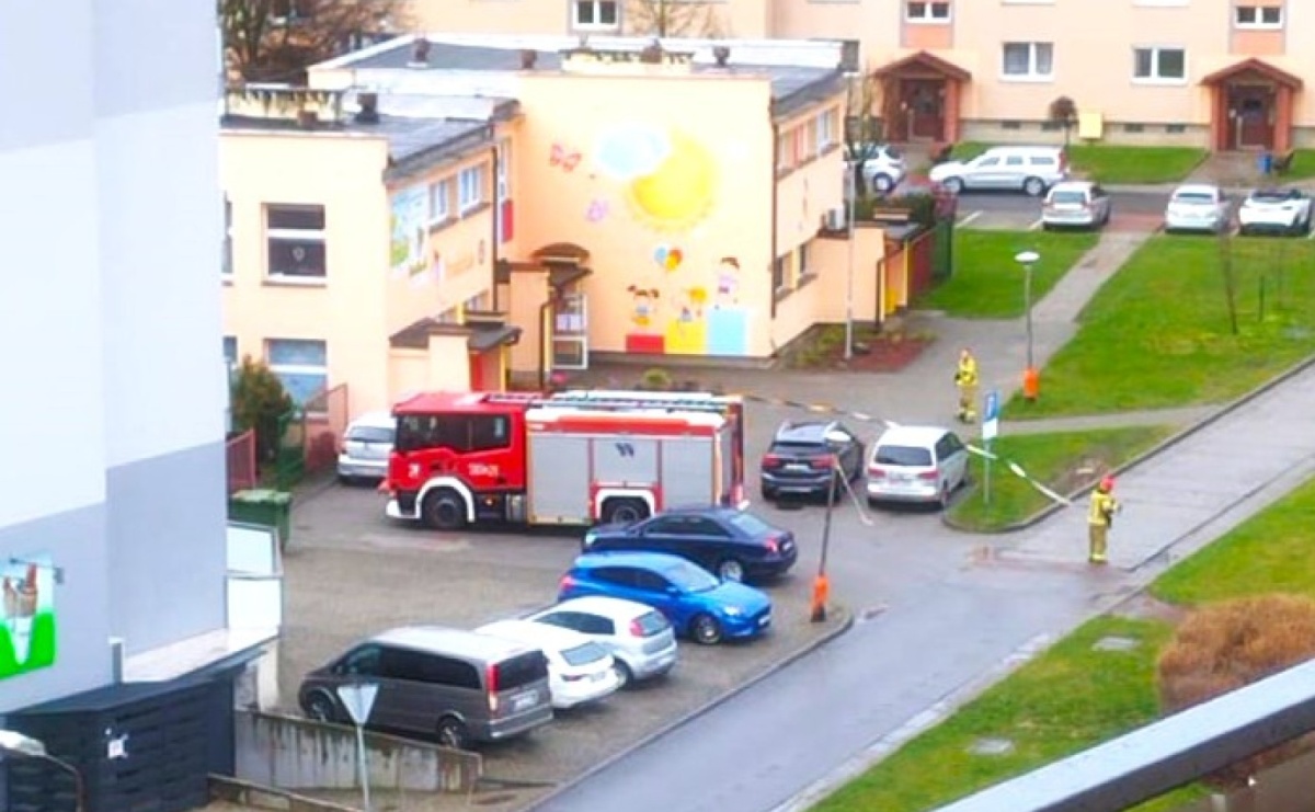 Zalana piwnica przy Mysłowickiej - Serwis informacyjny z Raciborza - naszraciborz.pl