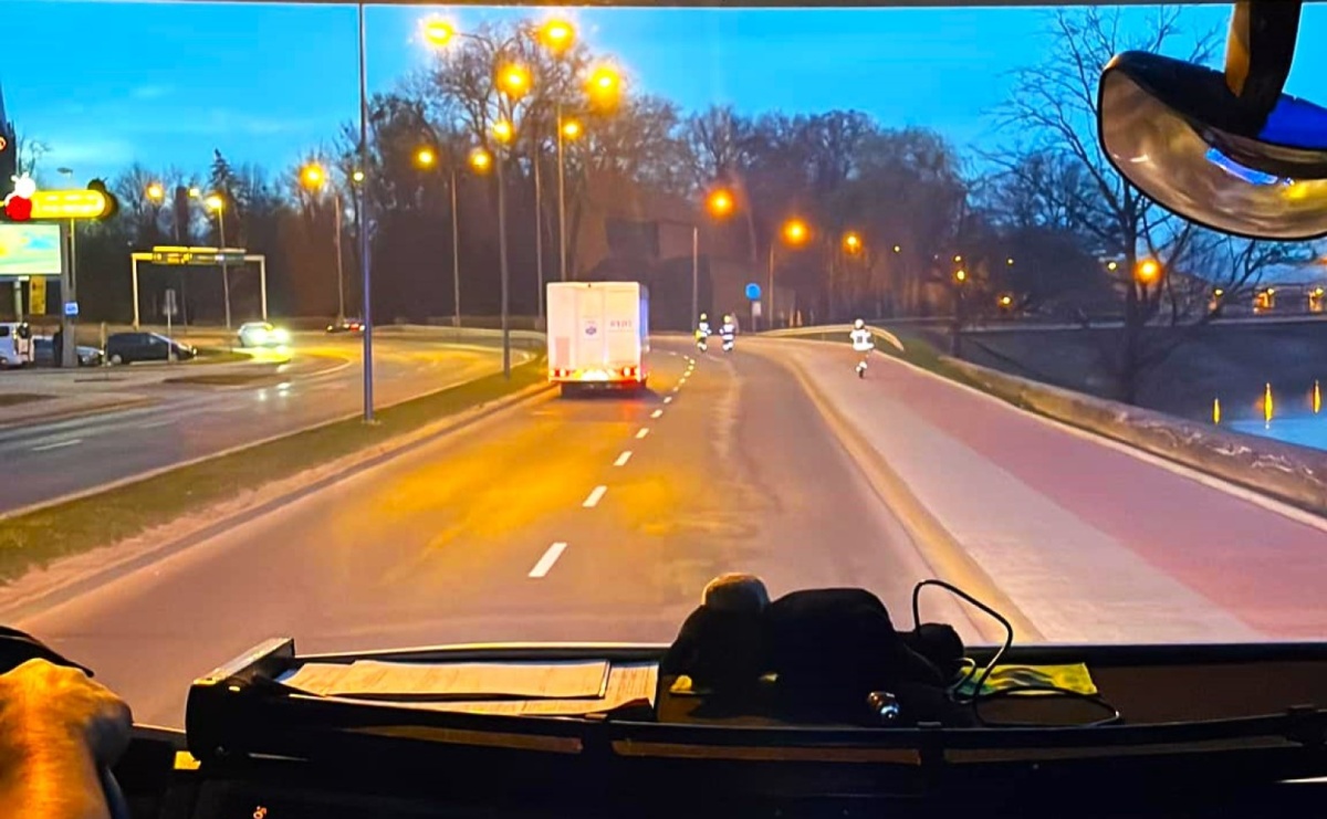 Plama na jezdni od Kornic do Raciborza - Serwis informacyjny z Raciborza - naszraciborz.pl