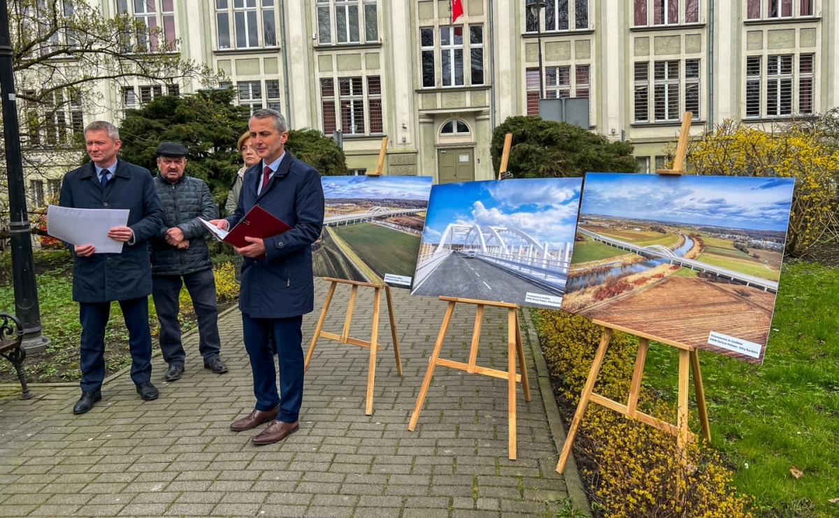 Polowy: to niewiarygodna buta i bezczelność. Fita i Woś przywłaszczyli wizualizację nowego mostu - Serwis informacyjny z Raciborza - naszraciborz.pl