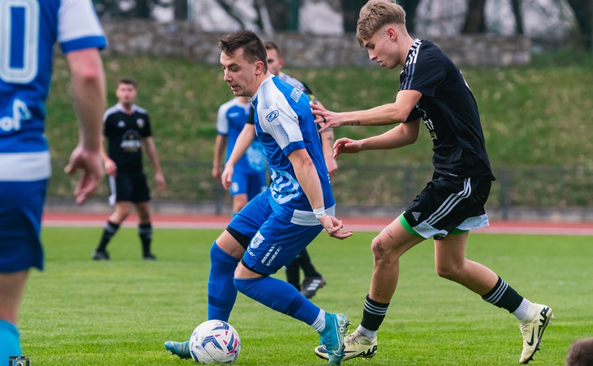 Unia bez punktów na inaugurację rundy [FOTO] - Serwis informacyjny z Raciborza - naszraciborz.pl