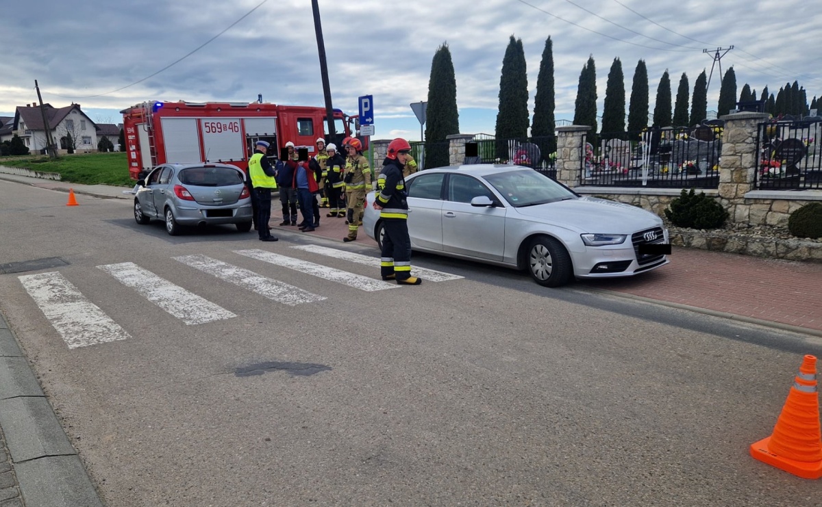 Audi i opel zderzyły się w Krzyżanowicach - Serwis informacyjny z Raciborza - naszraciborz.pl