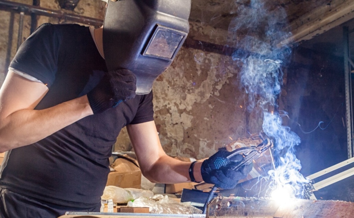 Jak wybrać spawarkę migomat dla amatorów i profesjonalistów? - Serwis informacyjny z Raciborza - naszraciborz.pl
