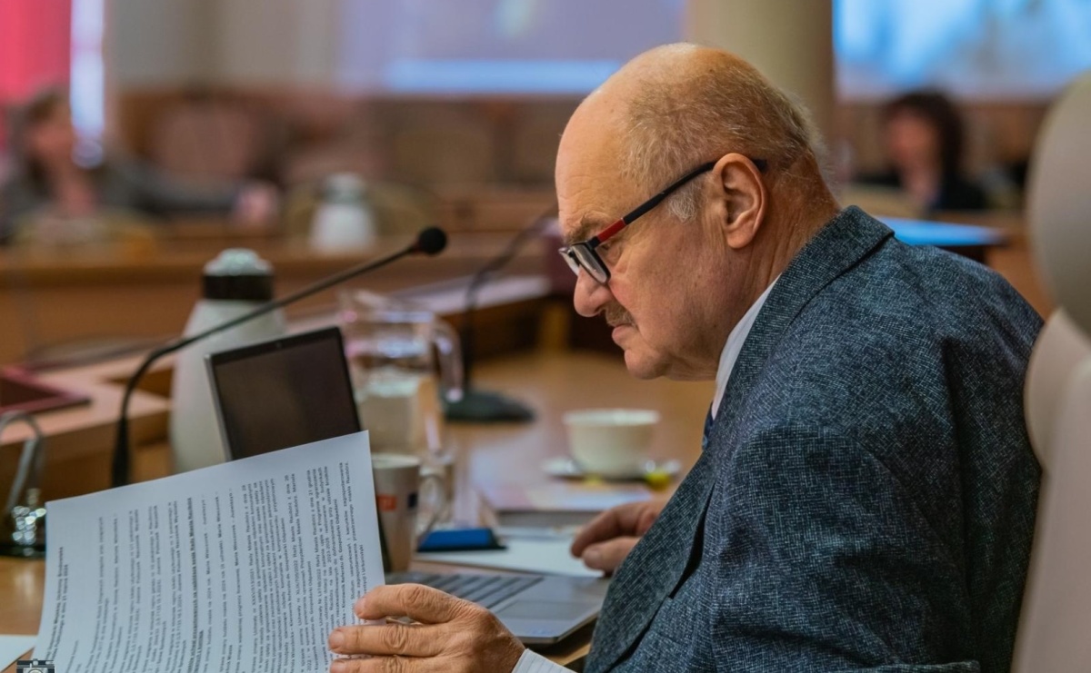 Park, centrum przesiadkowe i tężnia. Pytania radnych - Serwis informacyjny z Raciborza - naszraciborz.pl