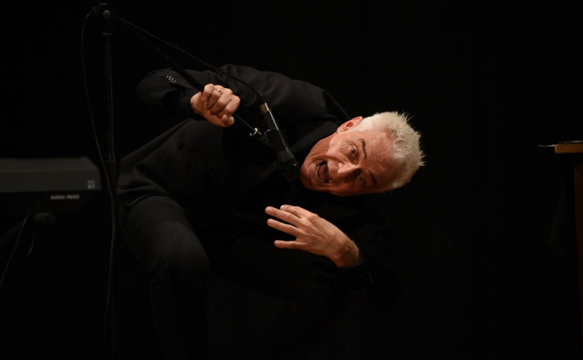 Wokół Herberta, czyli potęga smaku, albo sztuczny miód w Strzesze - Serwis informacyjny z Raciborza - naszraciborz.pl