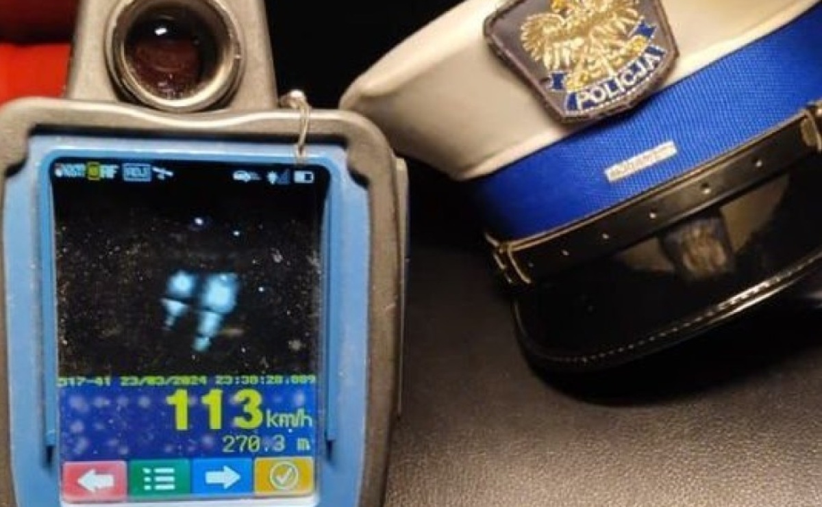 21-latek z opla przeszarżował na Hulczyńskiej - Serwis informacyjny z Raciborza - naszraciborz.pl