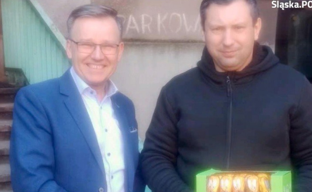 Dzielnicowy z raciborskiej KPP, który niesie dobro - Serwis informacyjny z Raciborza - naszraciborz.pl