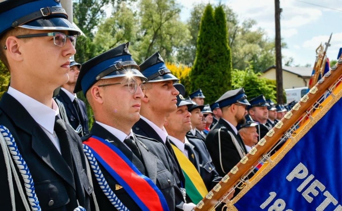Prawie 220 tys. euro dla strażaków z OSP z gminy Pietrowice Wielkie - Serwis informacyjny z Raciborza - naszraciborz.pl