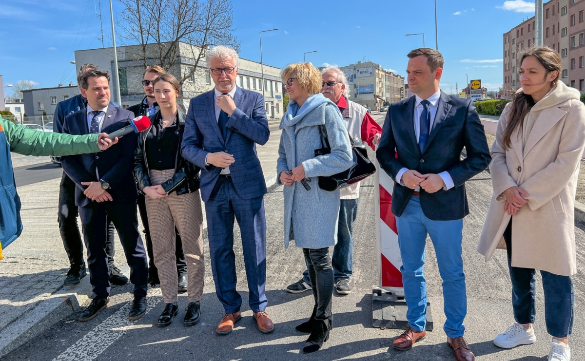 Jacek Wojciechowicz krytykuje miasto za długie remonty dróg w Raciborzu. Zapowiada przyspieszenie - Serwis informacyjny z Raciborza - naszraciborz.pl