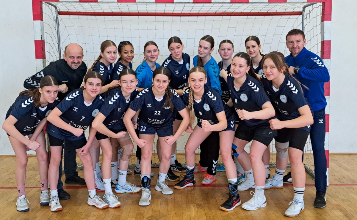 Awans do rozgrywek szczebla centralnego pietrowickich szczypiornistek - Serwis informacyjny z Raciborza - naszraciborz.pl