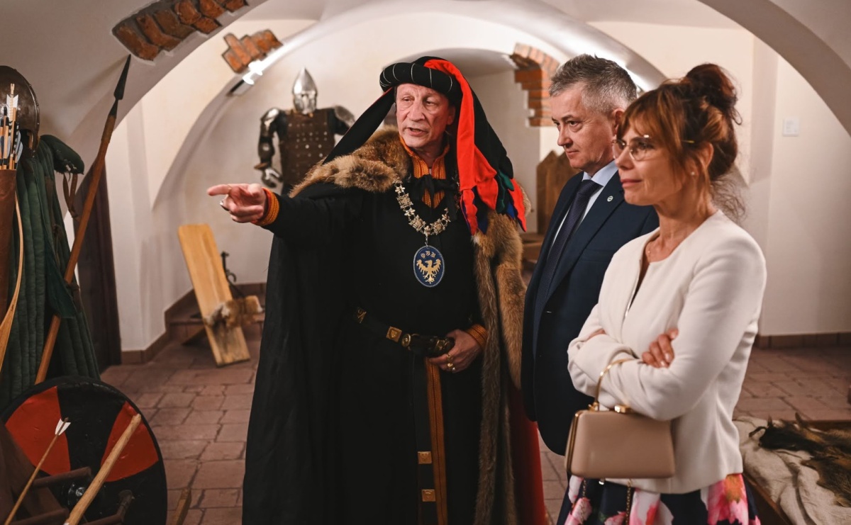 W Poniedziałek Wielkanocny można zwiedzać odrestaurowany dom książęcy zamku - Serwis informacyjny z Raciborza - naszraciborz.pl