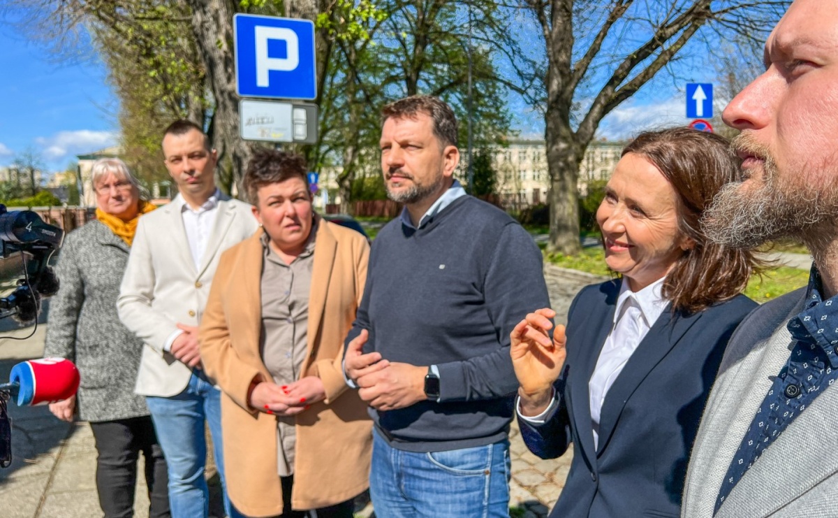 Zamiast propagandy większe stypendia dla uczniów. Komitet M. Fity ostrzega przed wyborem Polowego - Serwis informacyjny z Raciborza - naszraciborz.pl