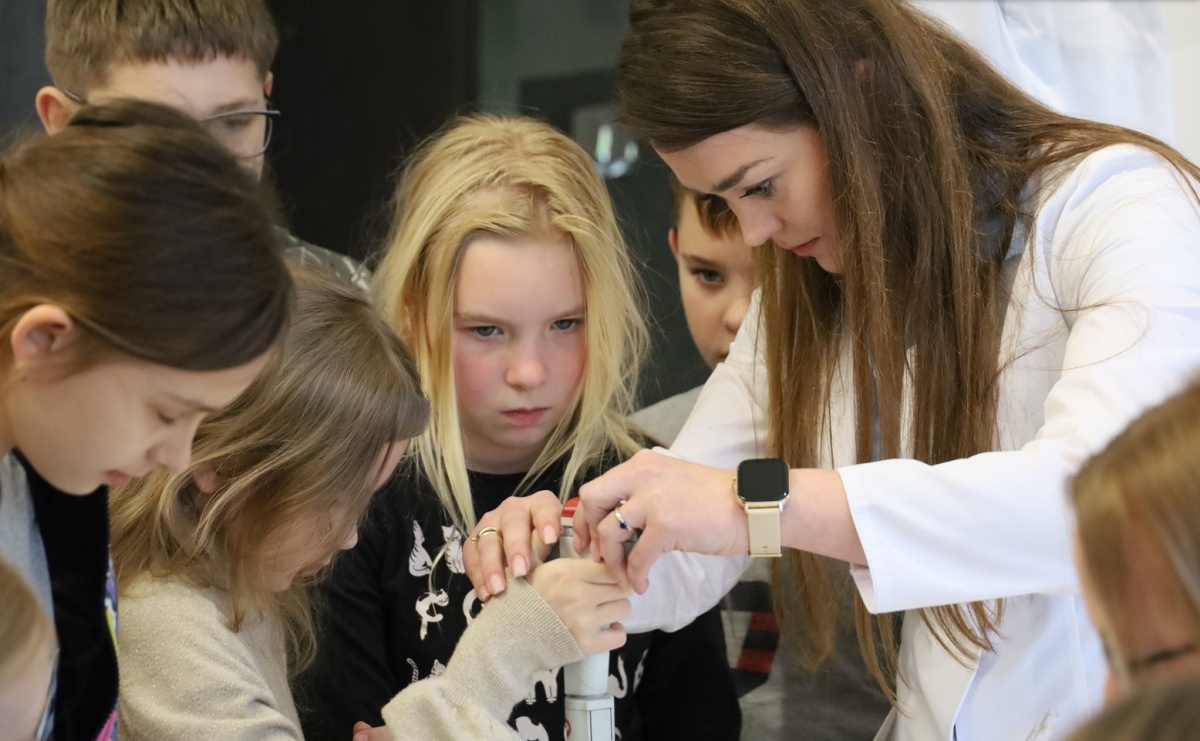 Światowy Dzień Wody z Wodociągami w raciborskiej bibliotece - Serwis informacyjny z Raciborza - naszraciborz.pl