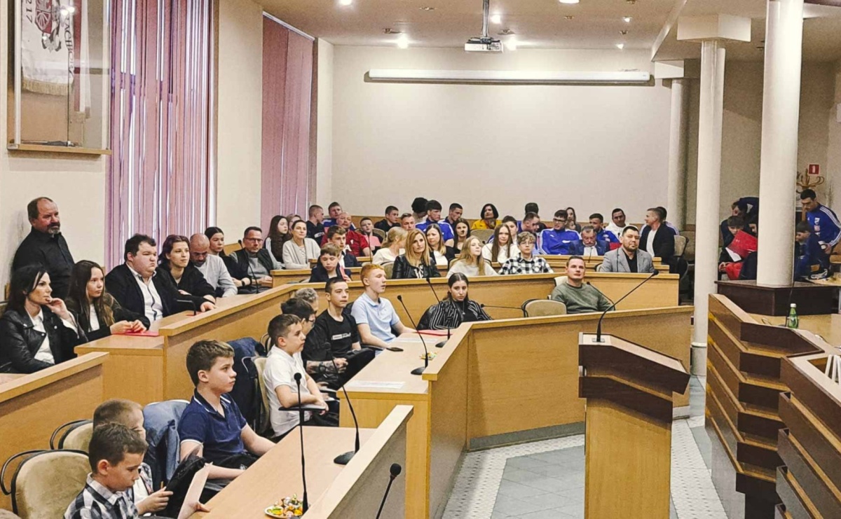 Nagrody sportowe od miasta Racibórz wręczone - Serwis informacyjny z Raciborza - naszraciborz.pl