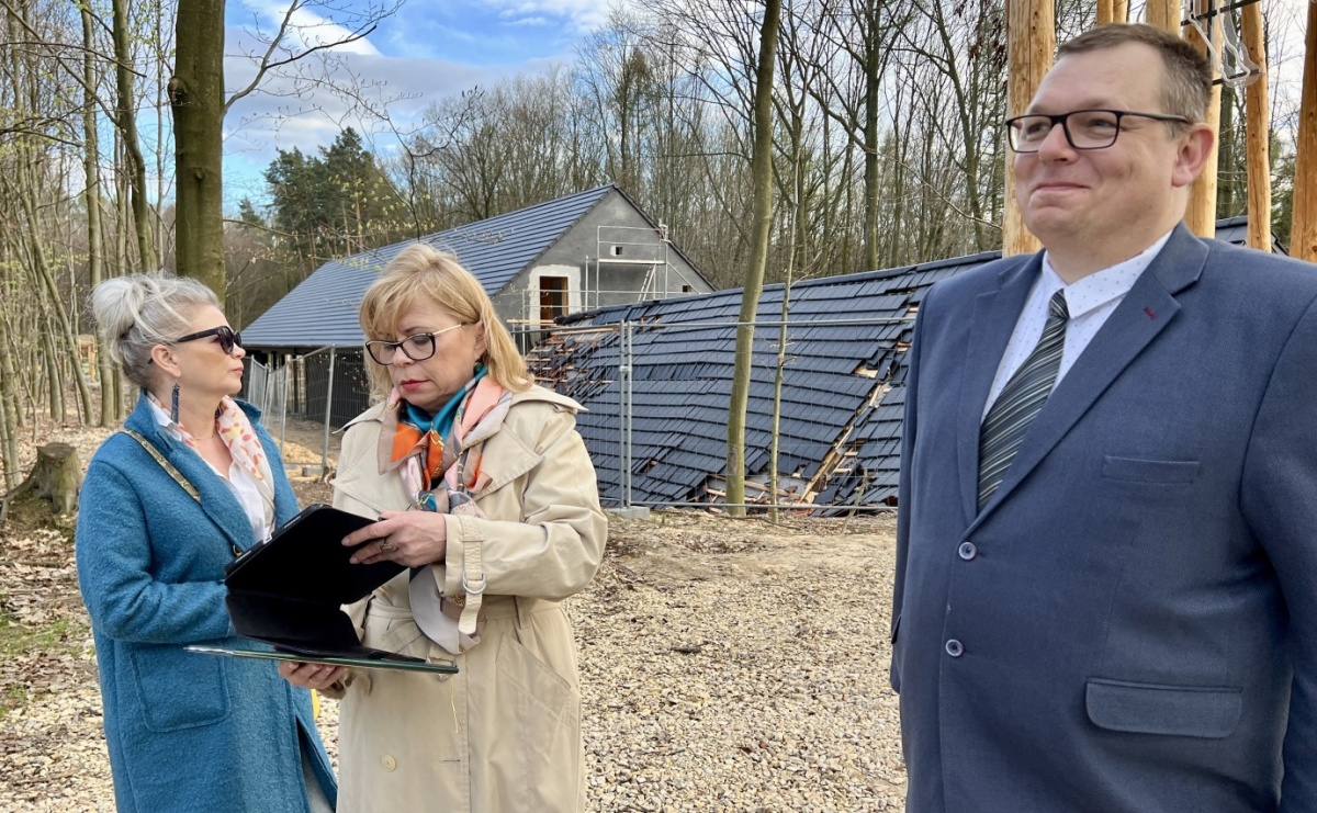 Posłanka Lenartowicz: wszystkie drogi prowadzą do Wosia. Po interwencji w Lasach Państwowych zaprezentowała ustalenia - Serwis informacyjny z Raciborza - naszraciborz.pl