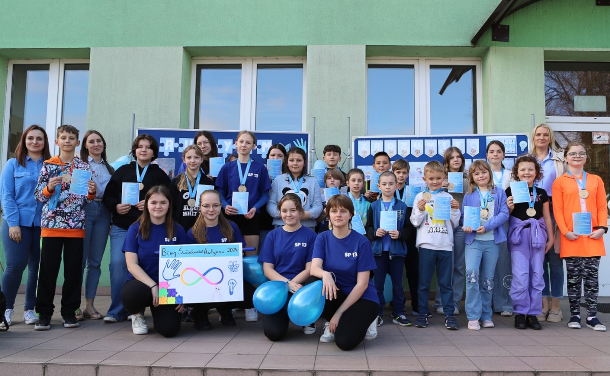 Dzień Świadomości Autyzmu w SP 13 [FOTO i WIDEO] - Serwis informacyjny z Raciborza - naszraciborz.pl