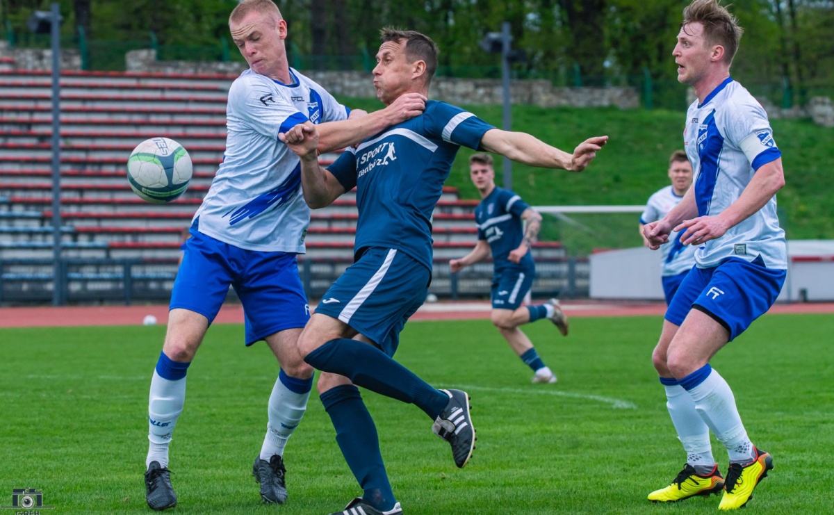 Unia kontra Nędza. Derby Podokręgu na remis [FOTO] - Serwis informacyjny z Raciborza - naszraciborz.pl