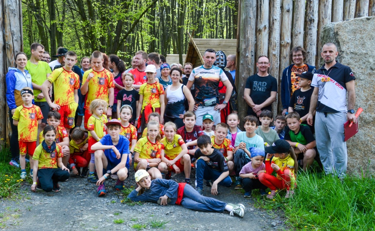 Furia wojów dla woja Ethana - piknik charytatywny z biegami pod Oborą - Serwis informacyjny z Raciborza - naszraciborz.pl