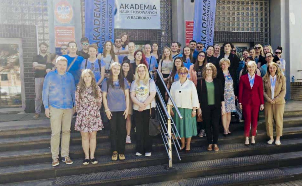 I Międzynarodowa Studencka Konferencja Naukowa Język, kultura i literatura na pograniczu polsko-czesko-słowackim - Serwis informacyjny z Raciborza - naszraciborz.pl