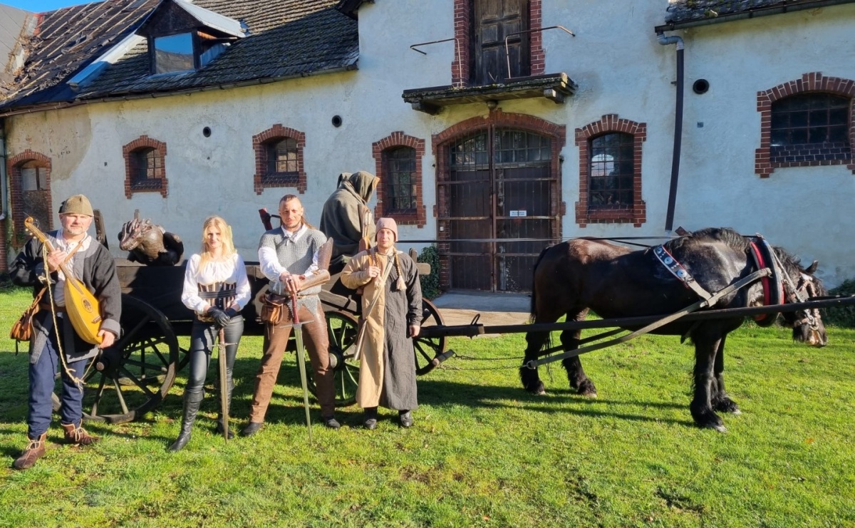 Świat z fantastyki Sapkowskiego odwzorowany w Krowiarkach - Serwis informacyjny z Raciborza - naszraciborz.pl