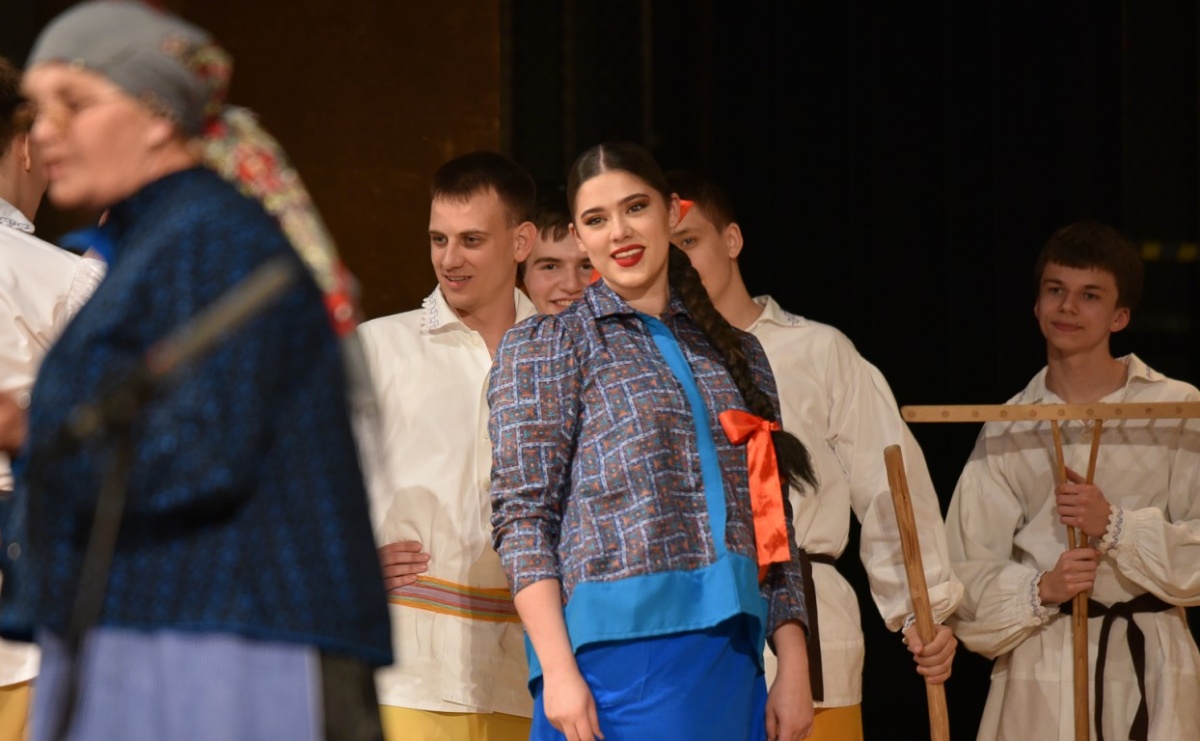 Śląskie wesele w Krzanowicach – tradycja ożywa na scenie - Serwis informacyjny z Raciborza - naszraciborz.pl