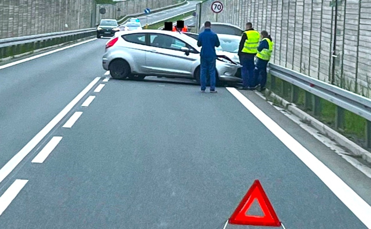 Ford i renault zderzyły się na obwodnicy - Serwis informacyjny z Raciborza - naszraciborz.pl